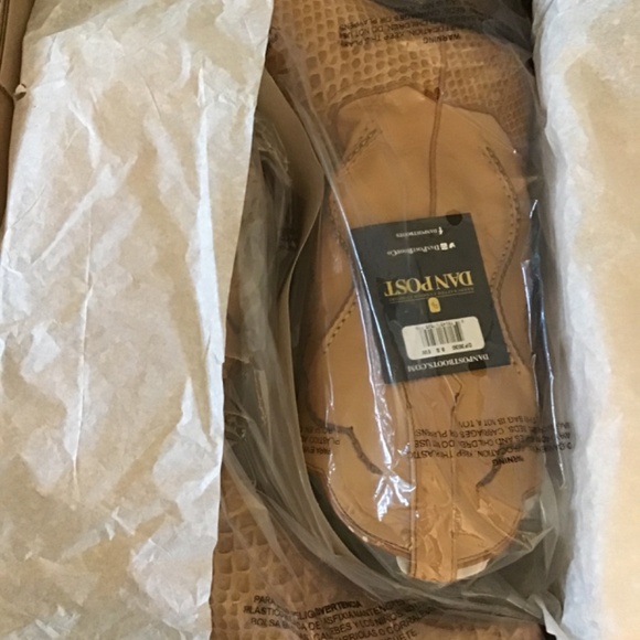 Cowboy boots- DAN POST Honey Waxy 9.5 EW Python - Picture 12 of 14